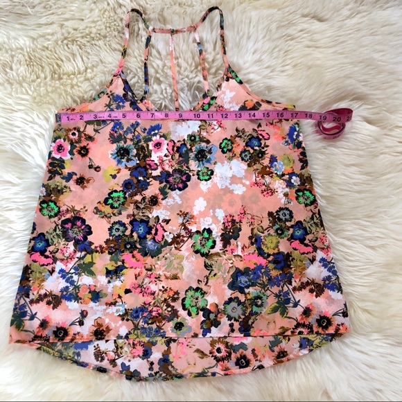 BJewel Dressy Floral Flow Tank - Picture 3 of 8